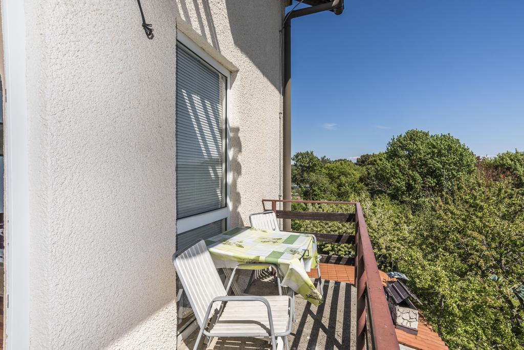 Studios Kastel Buje Εξωτερικό φωτογραφία
